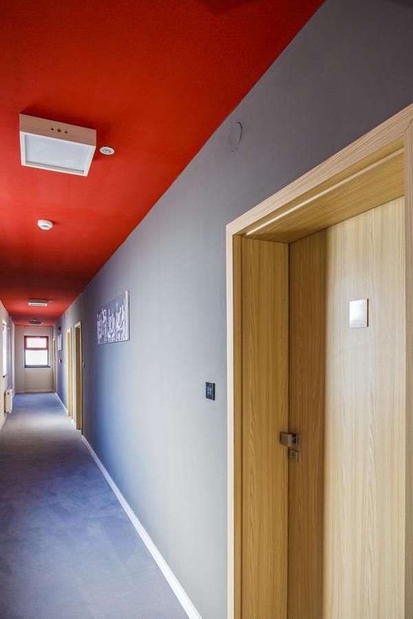 Net Hotel Piteszti Zewnętrze zdjęcie