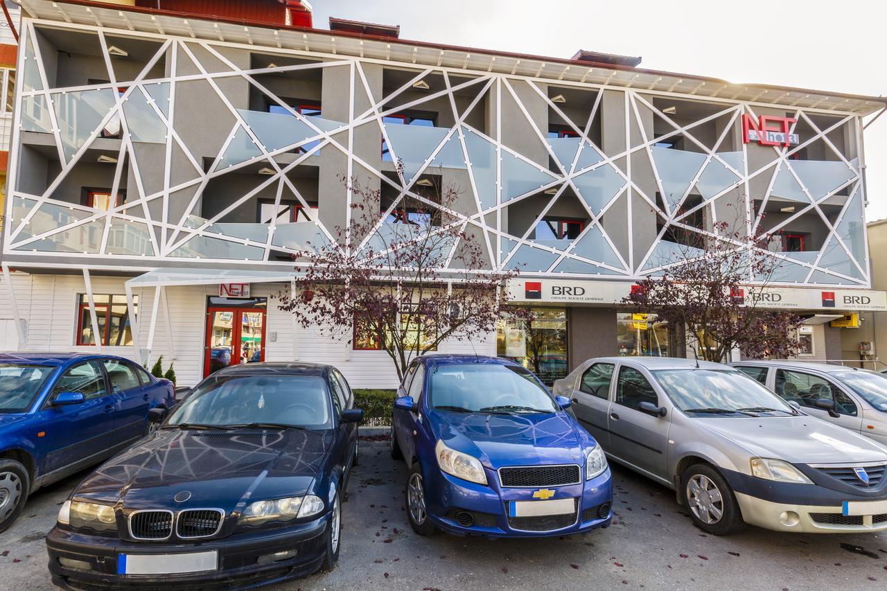 Net Hotel Piteszti Zewnętrze zdjęcie
