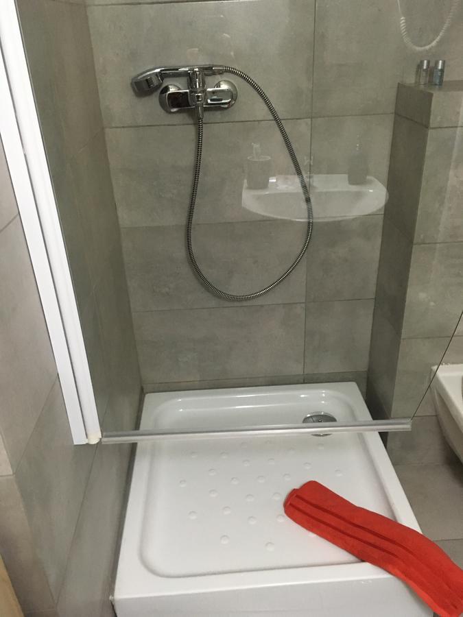 Net Hotel Piteszti Zewnętrze zdjęcie